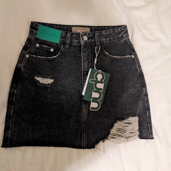 NWT CHUU Distressed Denim Skirt - sz 26 - Picture 1 of 4